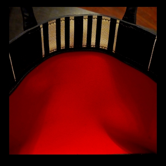 Tory Burch Crossbody Or Shoulder Tote, Striped in Black and White (EUC) - Picture 10 of 16